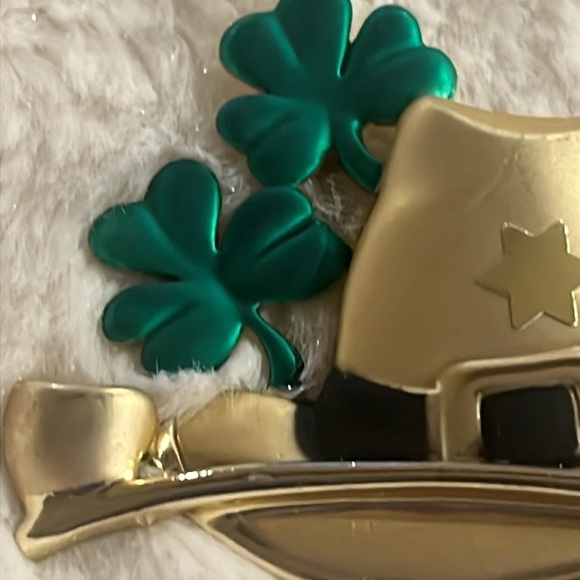 Brooch, Irish hat, shamrock pipe, unmarked,gold green - Picture 2 of 7